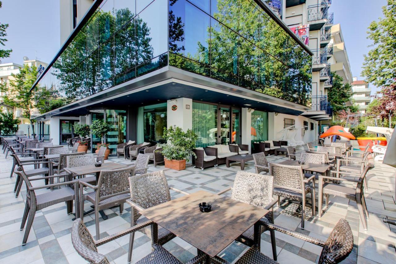 Hotel Verona Cesenatico Eksteriør billede