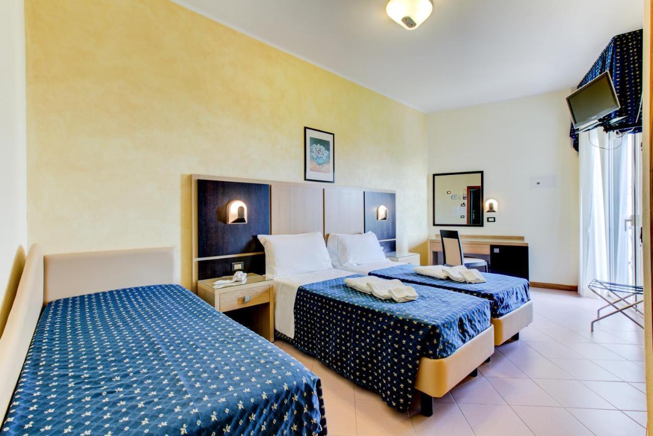 Hotel Verona Cesenatico Eksteriør billede
