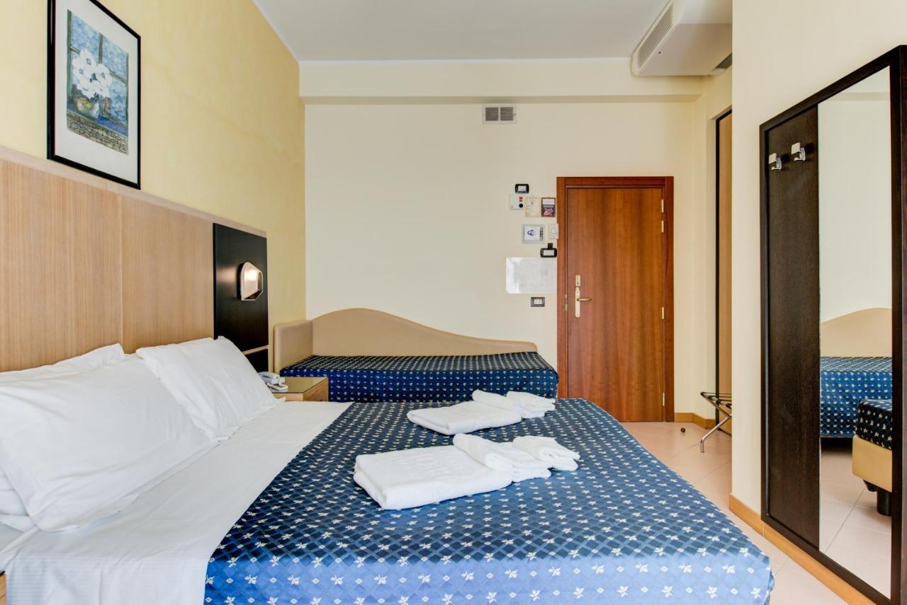 Hotel Verona Cesenatico Eksteriør billede