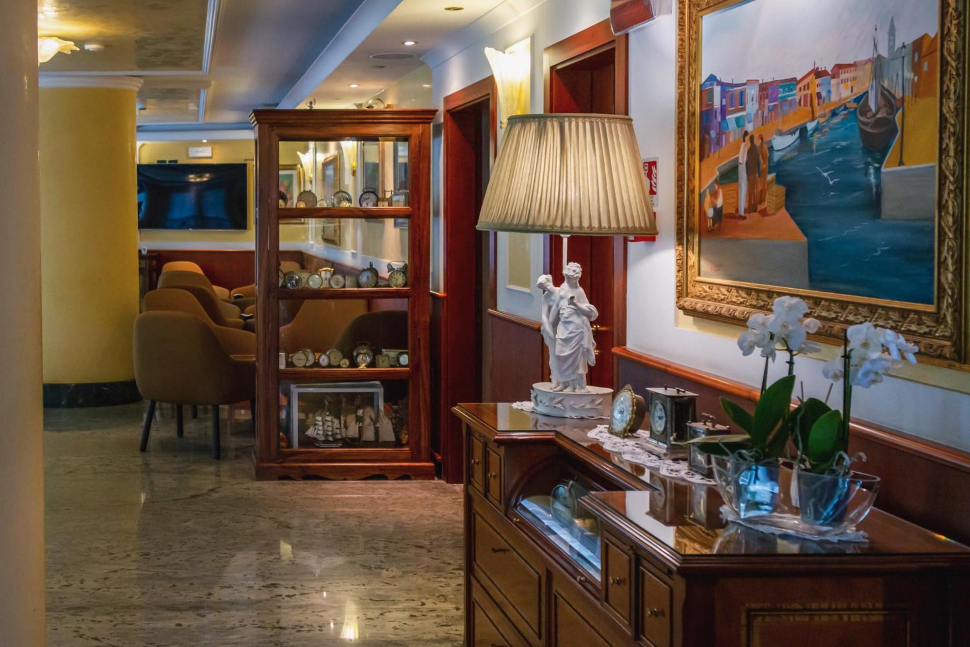 Hotel Verona Cesenatico Eksteriør billede