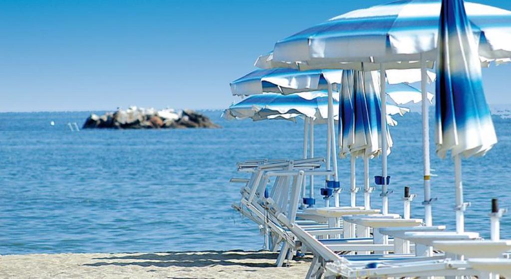 Hotel Verona Cesenatico Eksteriør billede